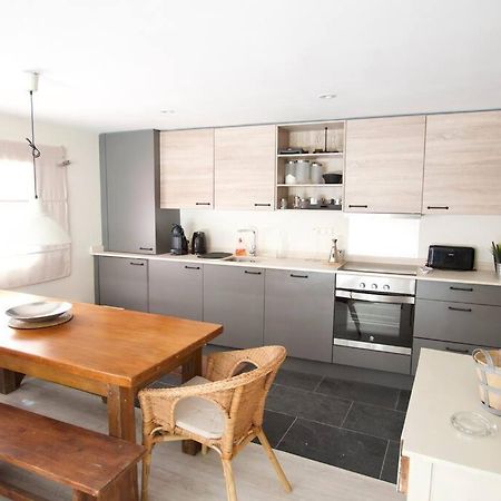 Apartament Central Amb Terrassa Альп Экстерьер фото